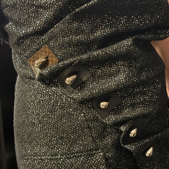 Rare Louis Vuitton wrap over coat - Picture 8 of 10